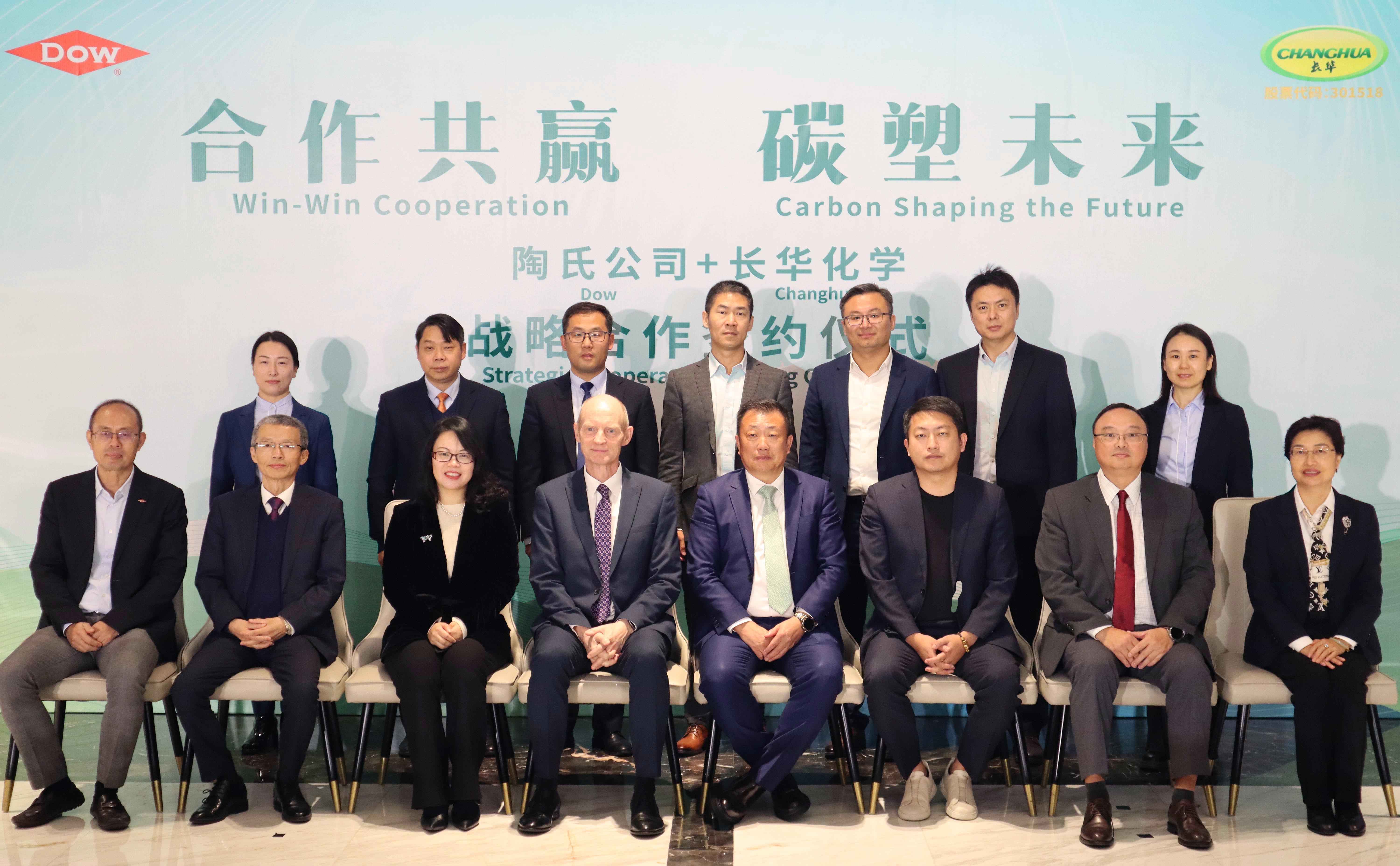 37671279.jpg 87ce573f09a64713a03b4263507aaf69.jpg